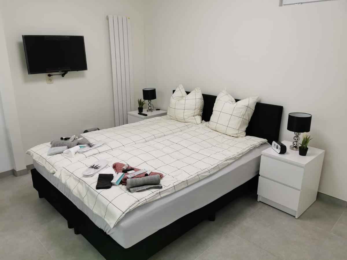 Vakantiehuis H&A 4 Sterren Ипер Екстериор снимка