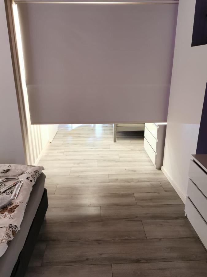 Vakantiehuis H&A 4 Sterren Ипер Екстериор снимка