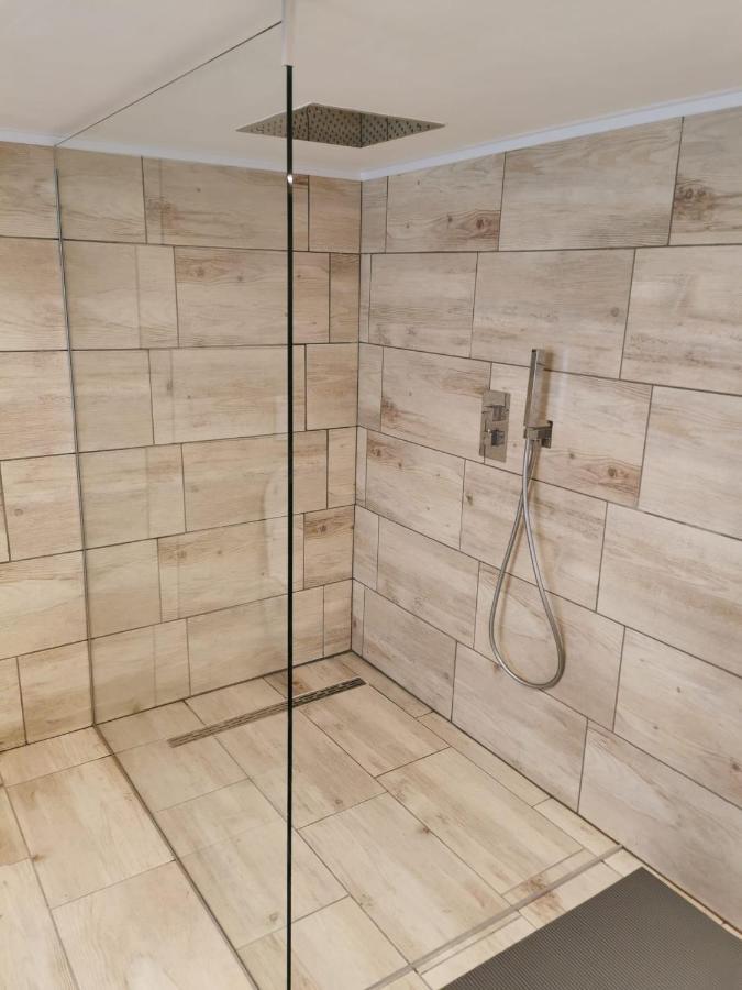 Vakantiehuis H&A 4 Sterren Ипер Екстериор снимка